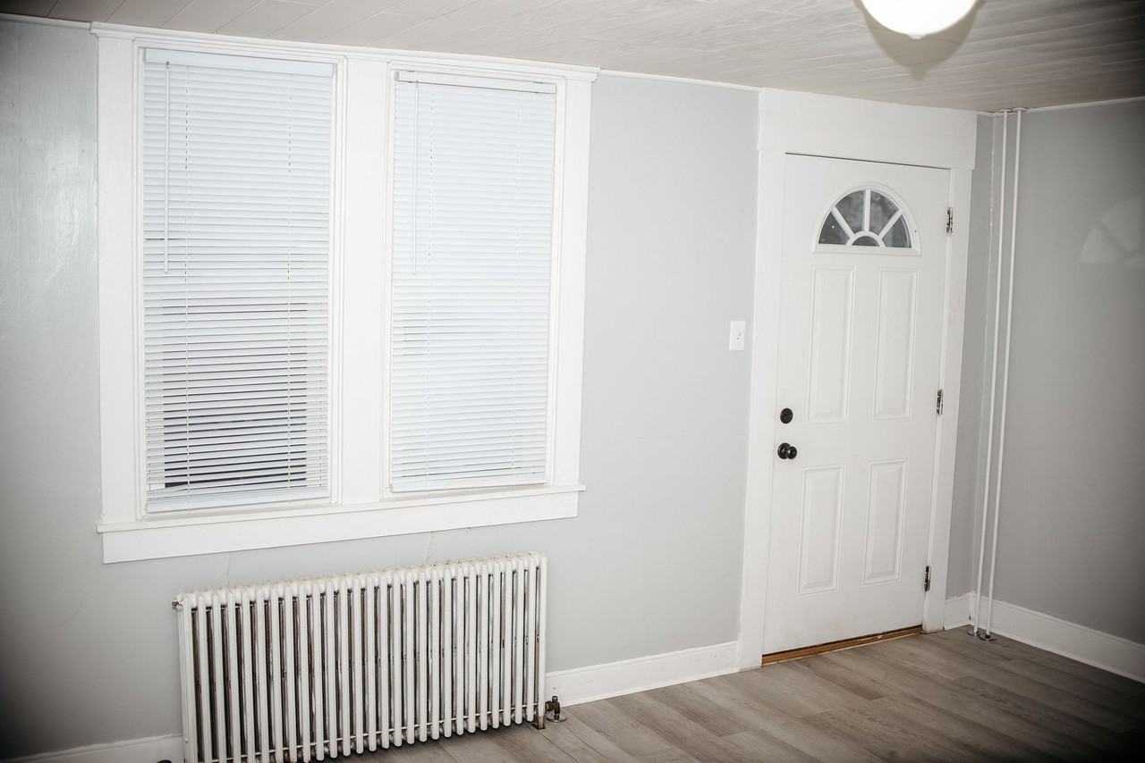 26 E Main St - Photo 3 of 20