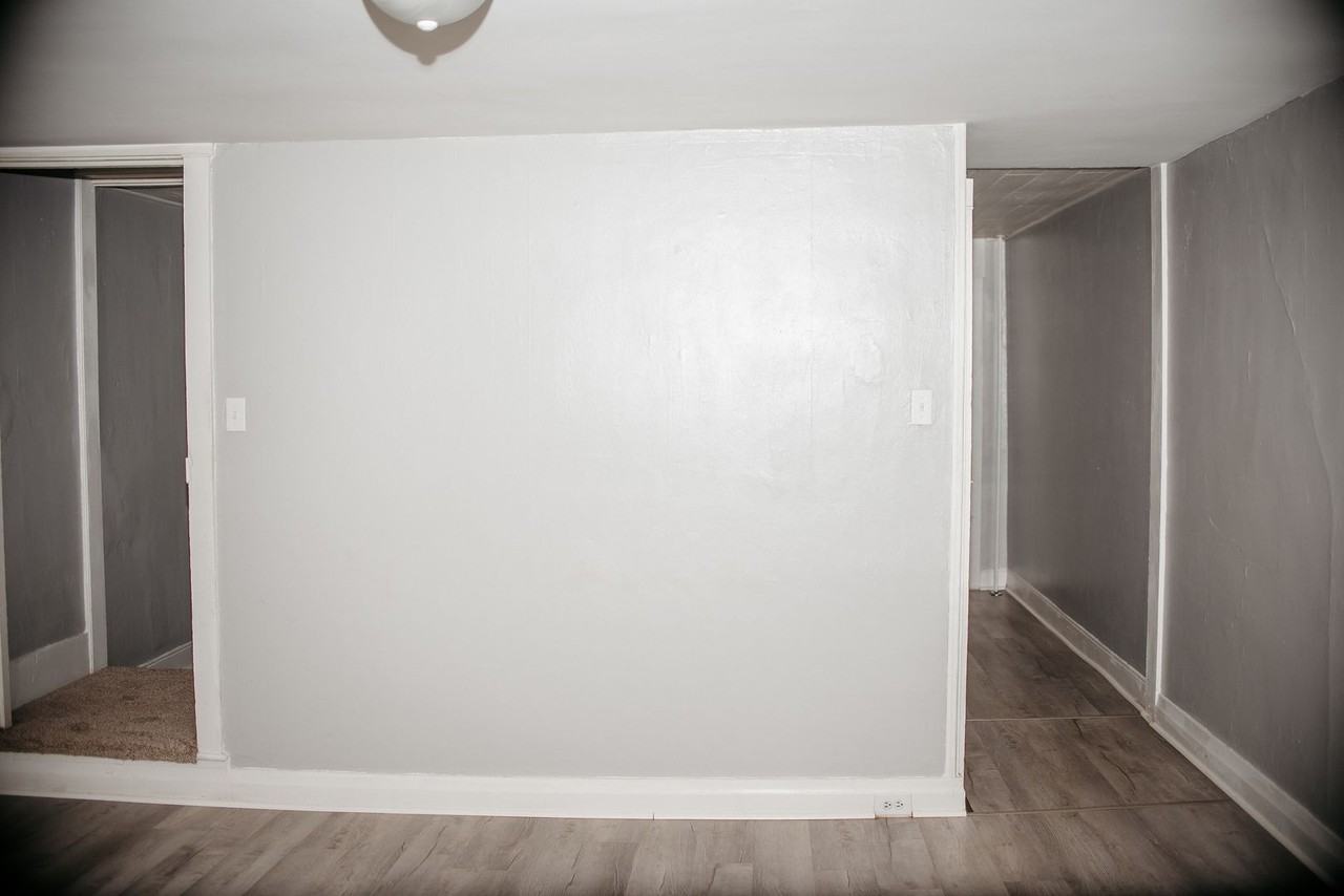 26 E Main St - Photo 6 of 20