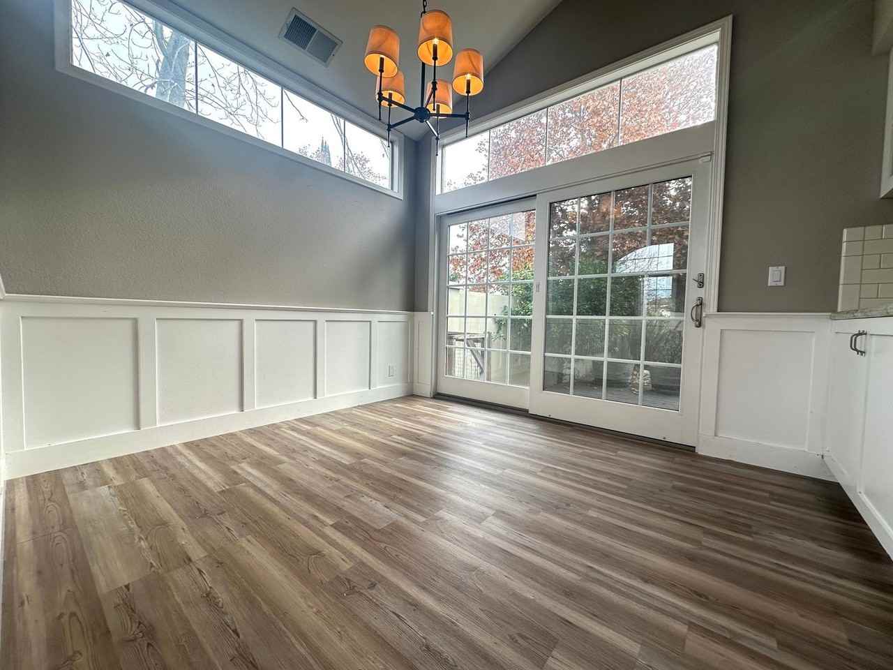 4901 Bridle Way - Photo 5 of 29