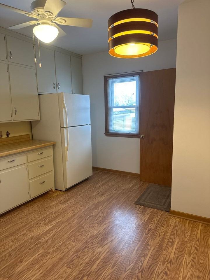 1539 Byron Ave - Photo 3 of 14