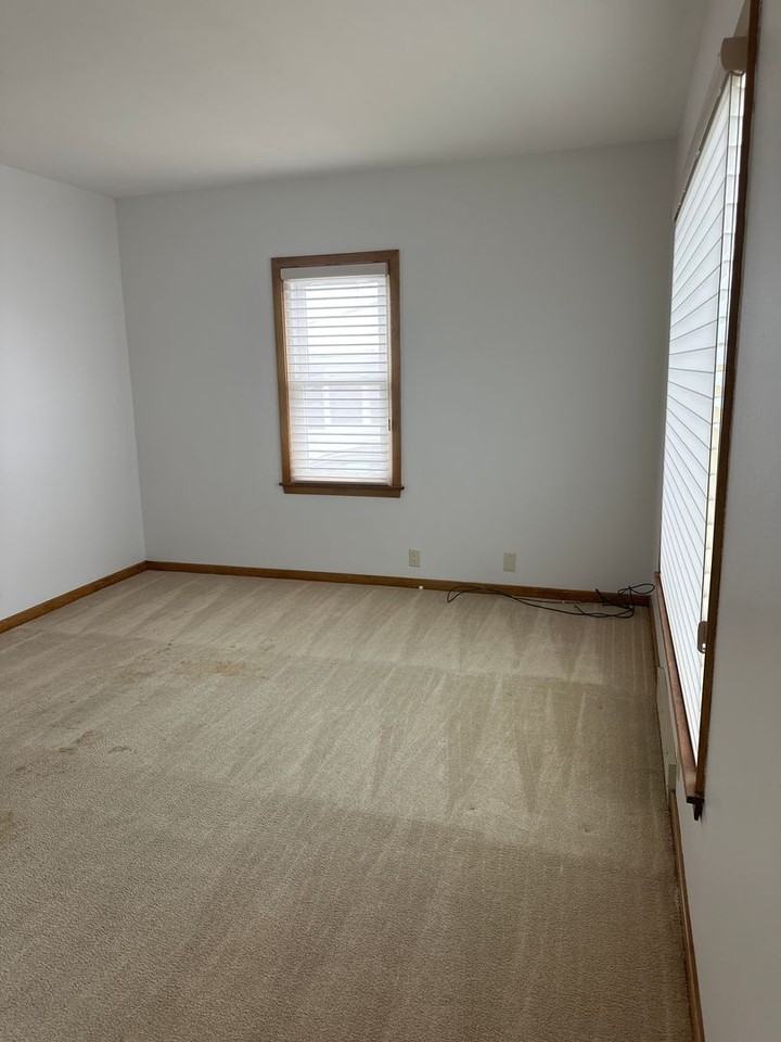 1539 Byron Ave - Photo 4 of 14