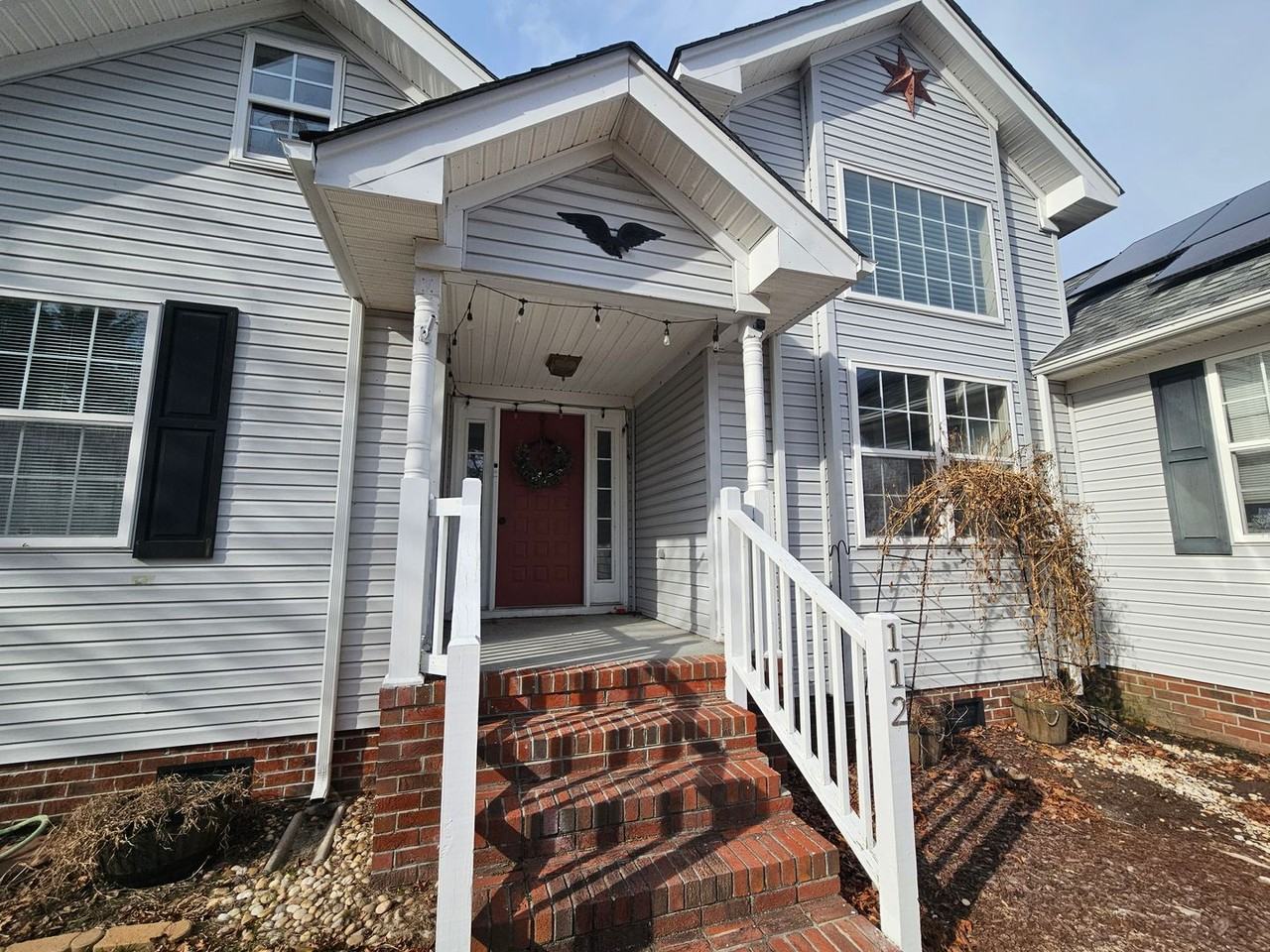 112 Brayview Dr - Photo 3 of 40