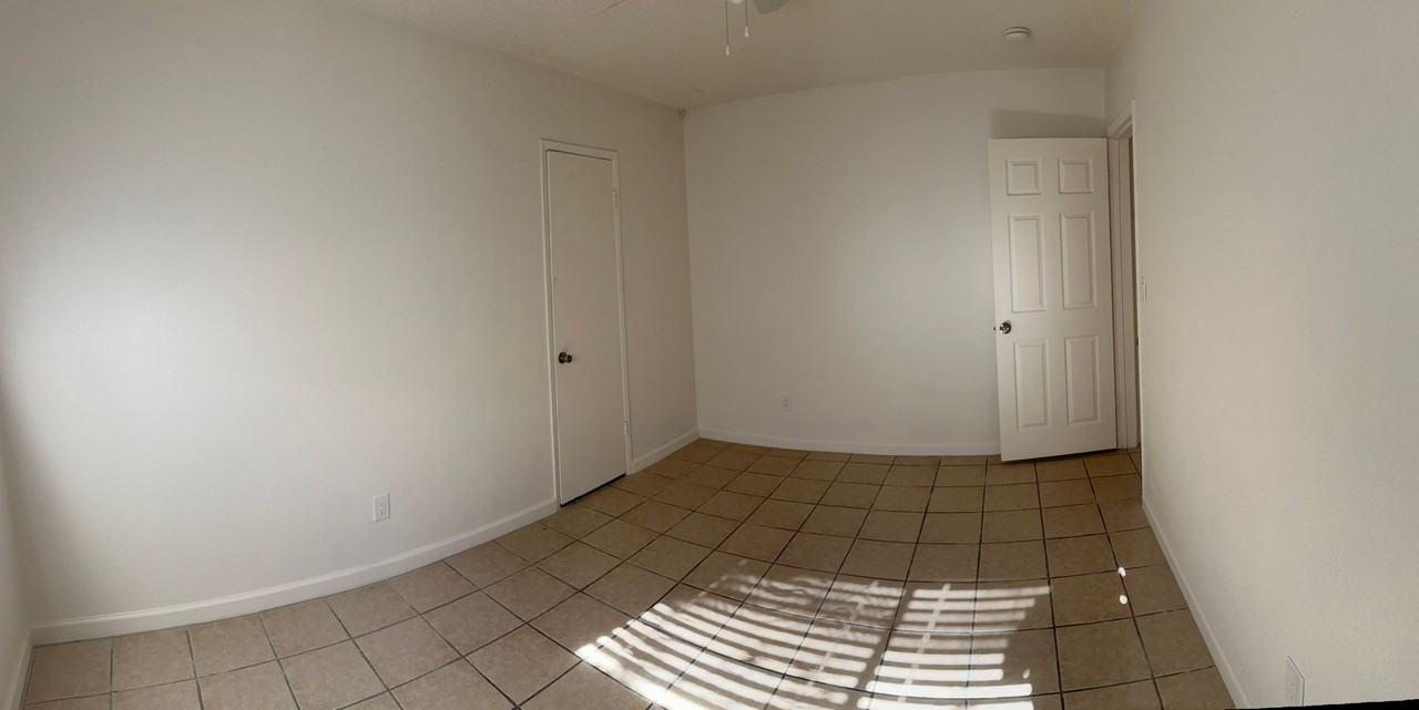 243 Idyllwild Dr - Photo 7 of 14