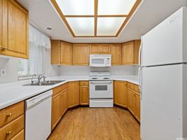 featured image of 32 S 900 E