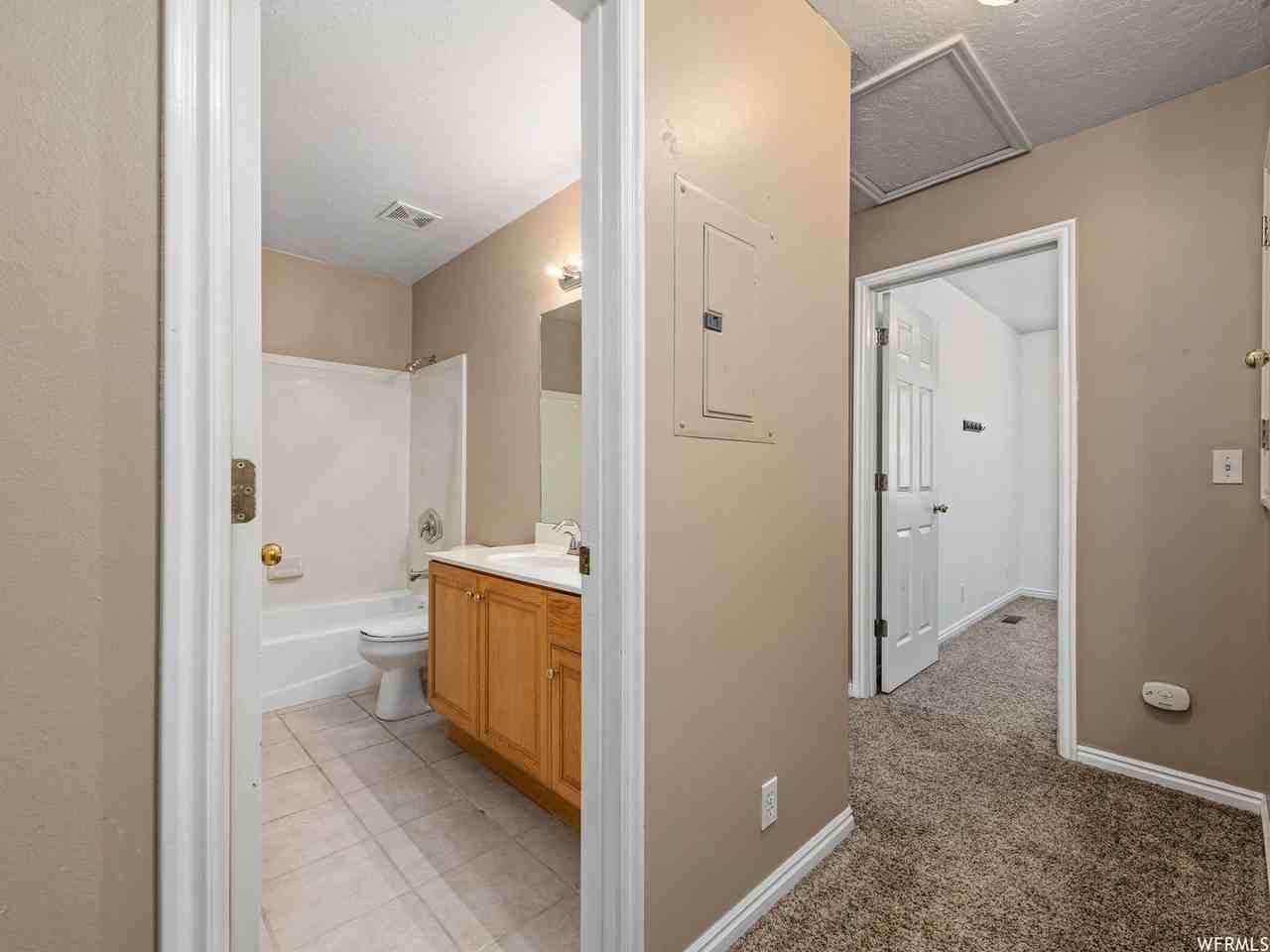 32 S 900 E - Photo 6 of 16