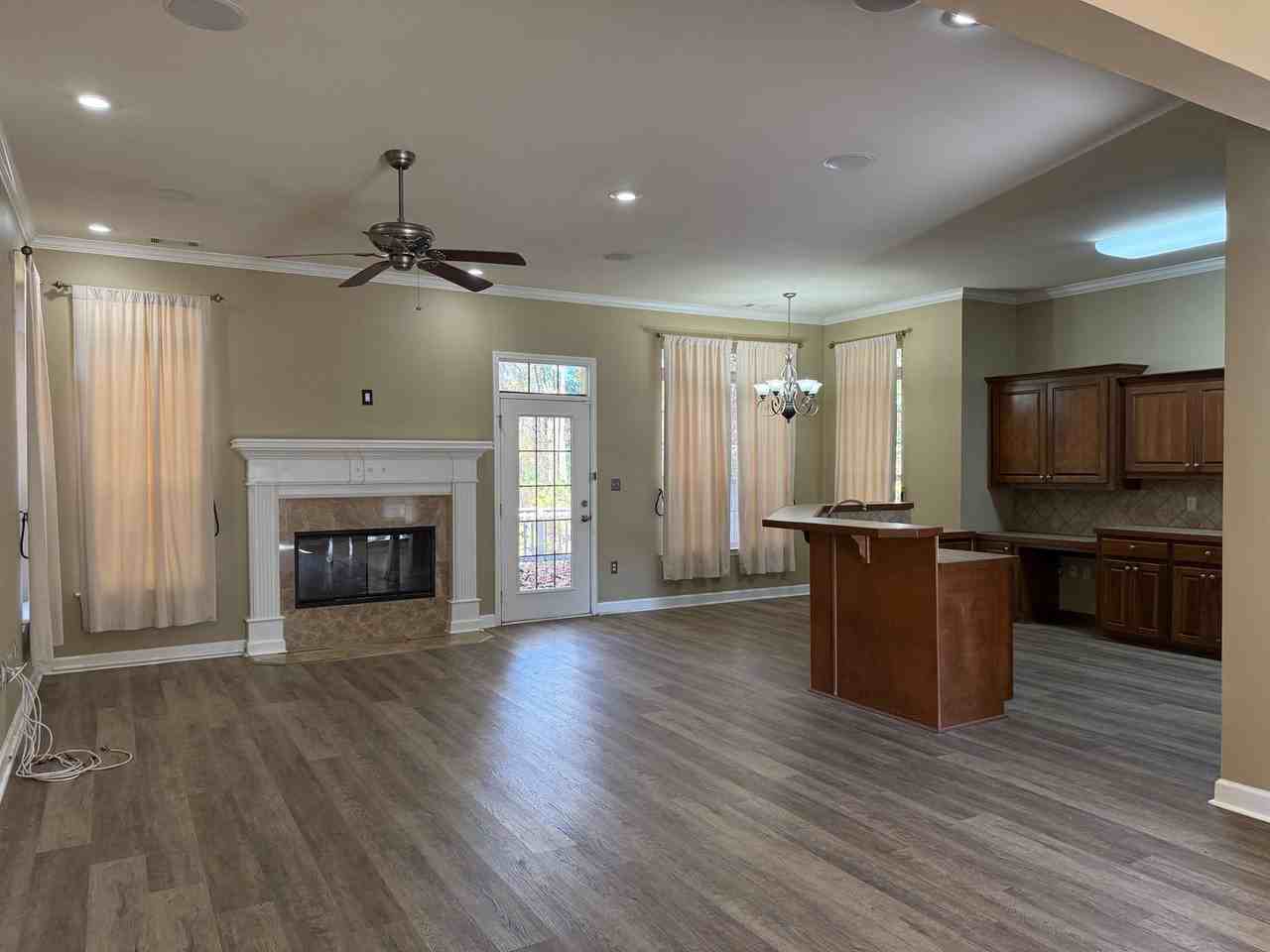 111 Southwind Cv - Photo 4 of 24