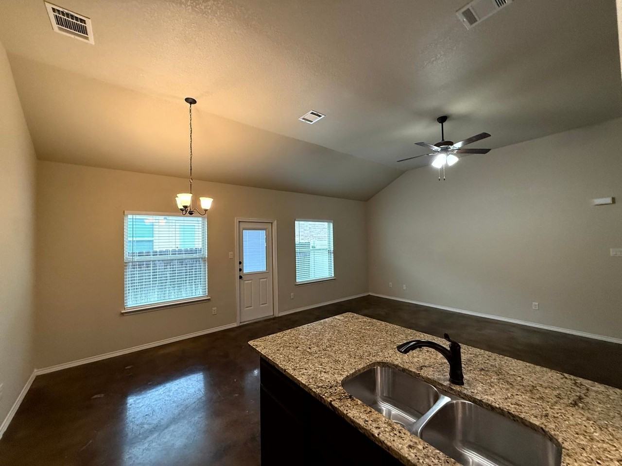 228 Ragsdale Way - Photo 7 of 19