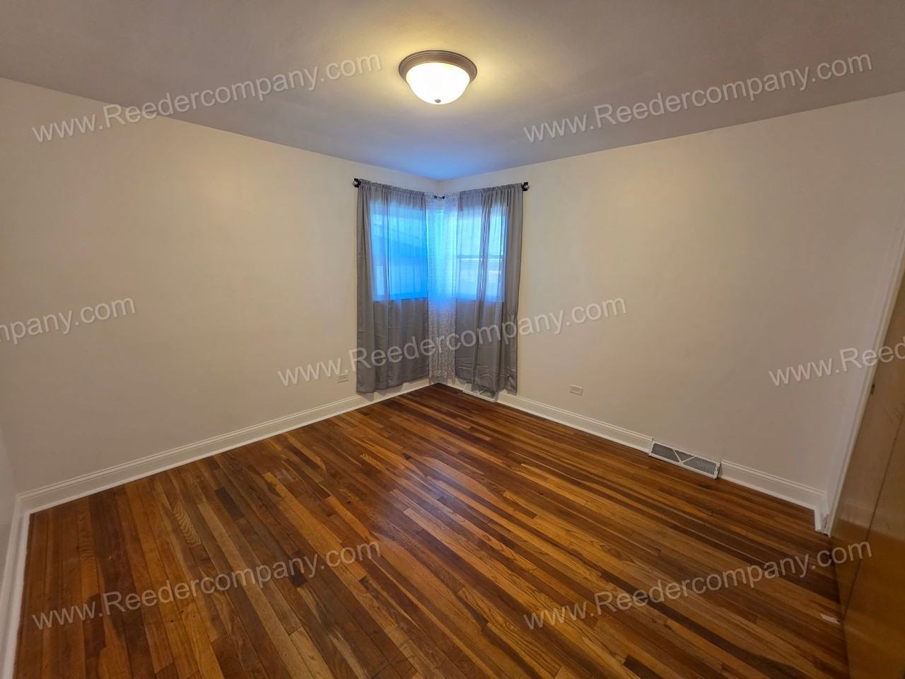 6708 Kansas Ave - Photo 7 of 17