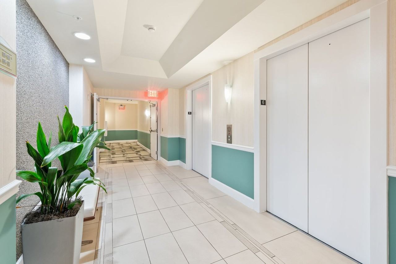 233 E Central Blvd #614 - Photo 4 of 48