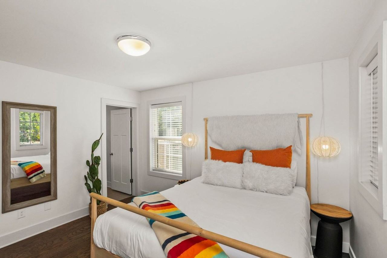 2021 Beech Ave #1 - Photo 5 of 47