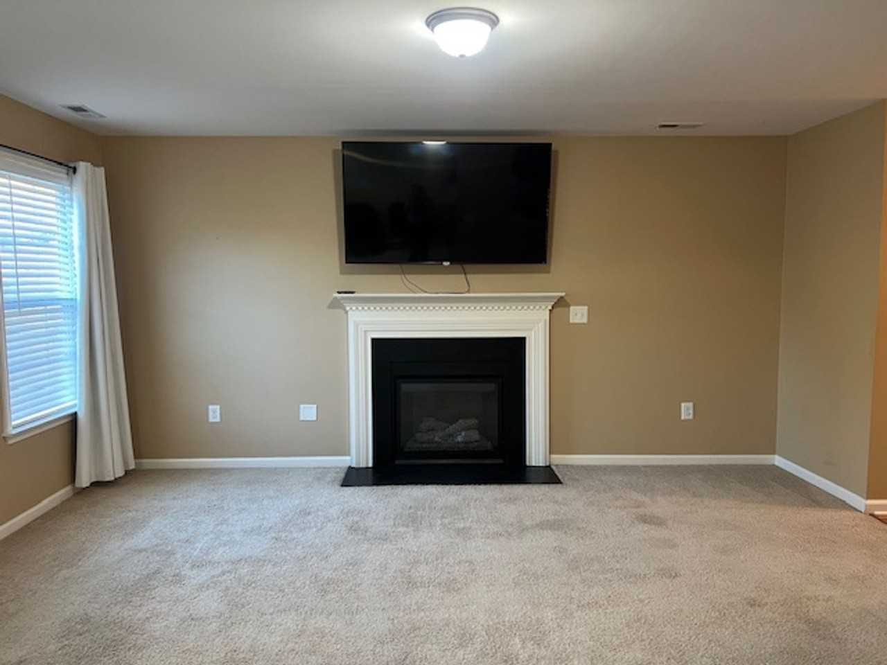 68 Bicentennial Way - Photo 2 of 35