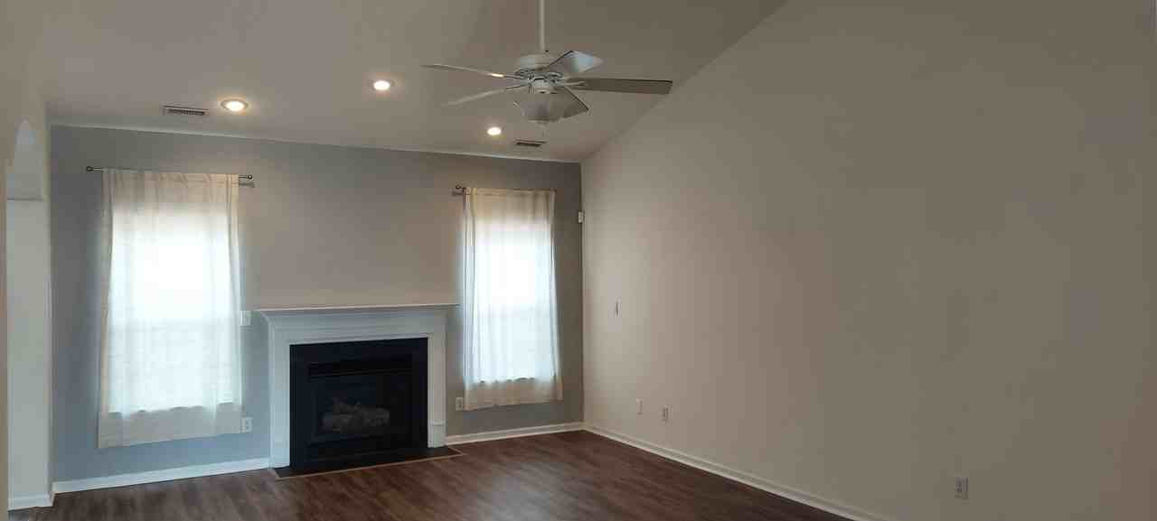 205 Deanes Station Rd - Photo 2 of 18