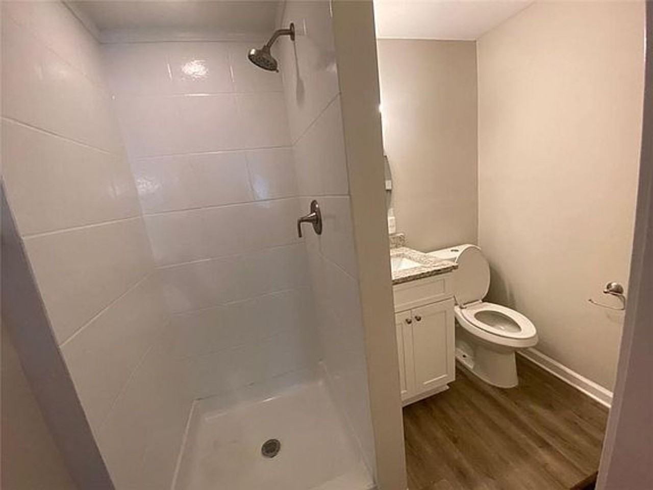 2490 Brentwood Rd - Photo 7 of 13