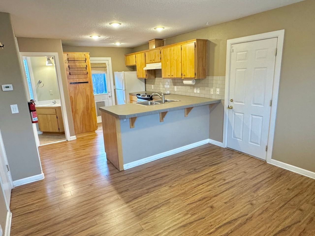 321 N Mason St - Photo 4 of 29