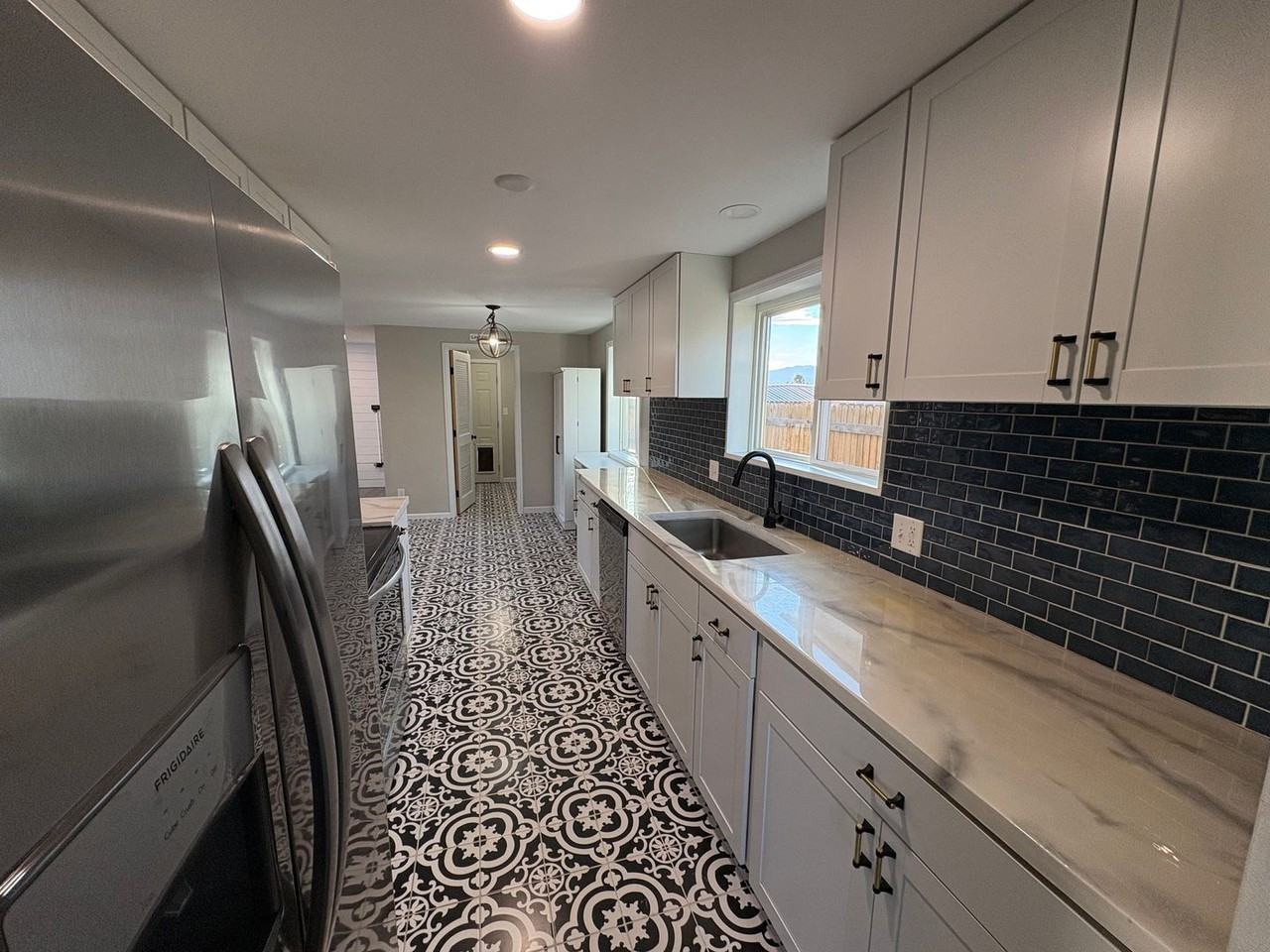 2435 Piros Dr - Photo 5 of 30