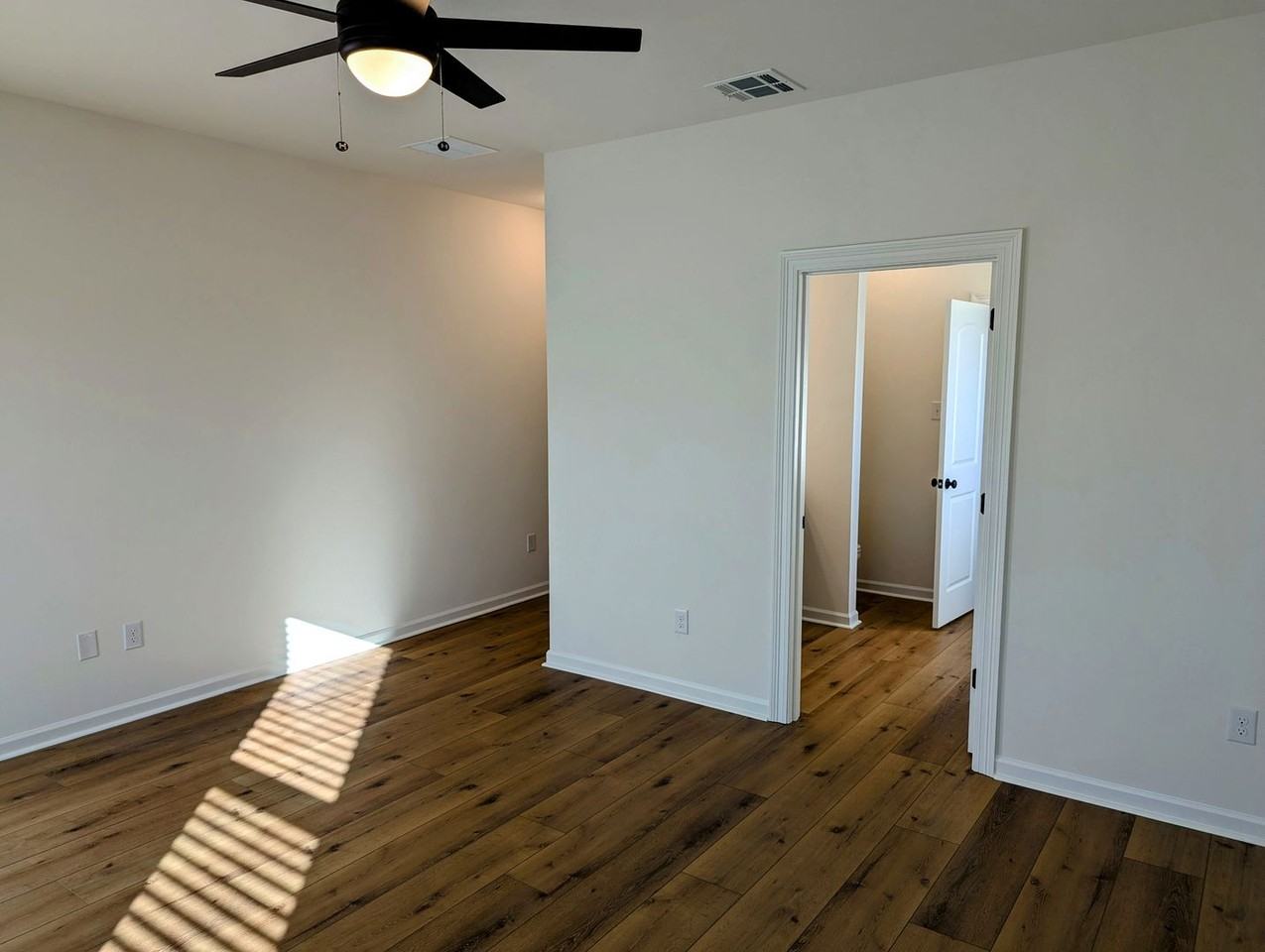 102 Tatum Ln - Photo 7 of 21