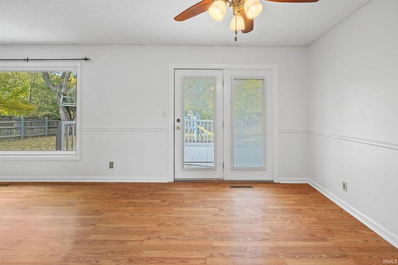 624 Kent Ave - Photo 6 of 31