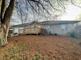 featured image of 3116 W Countryside Ct