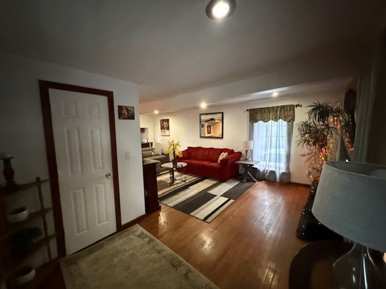 422 4th Ave - Photo 2 of 25