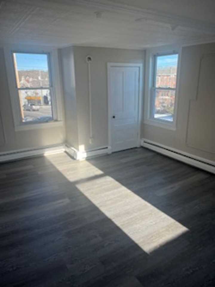 19 High St - Photo 5 of 14