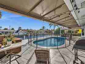 440 Se 8th Ave - Photo 1 of 1