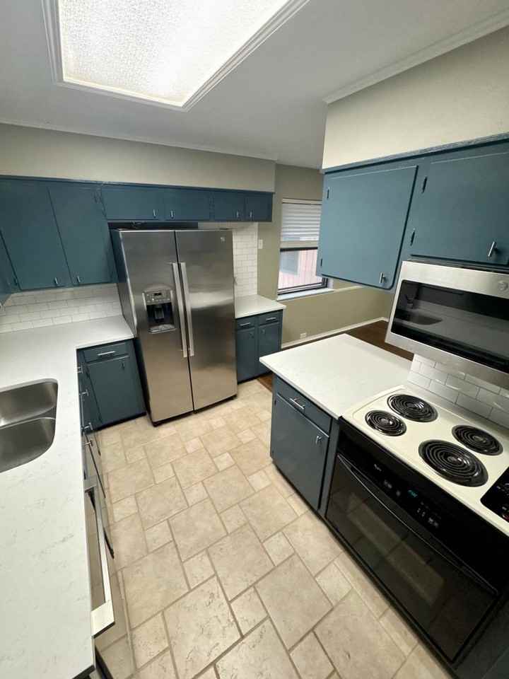 5419 Sage Dr - Photo 3 of 11