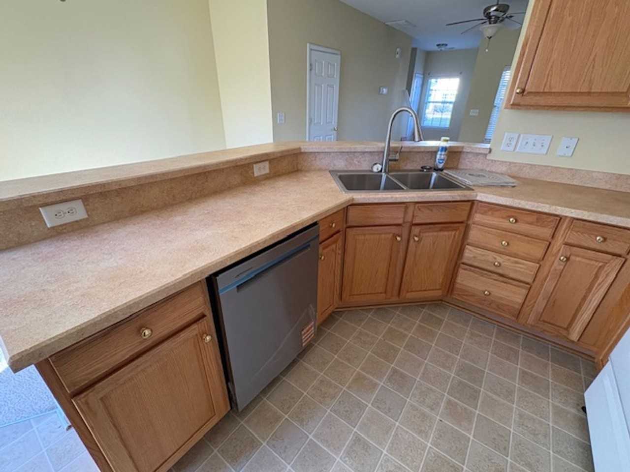 1252 Liberty Bell Ct - Photo 7 of 26