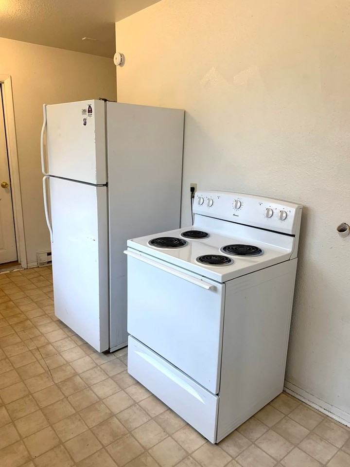 1743 S Jefferson St - Photo 5 of 7