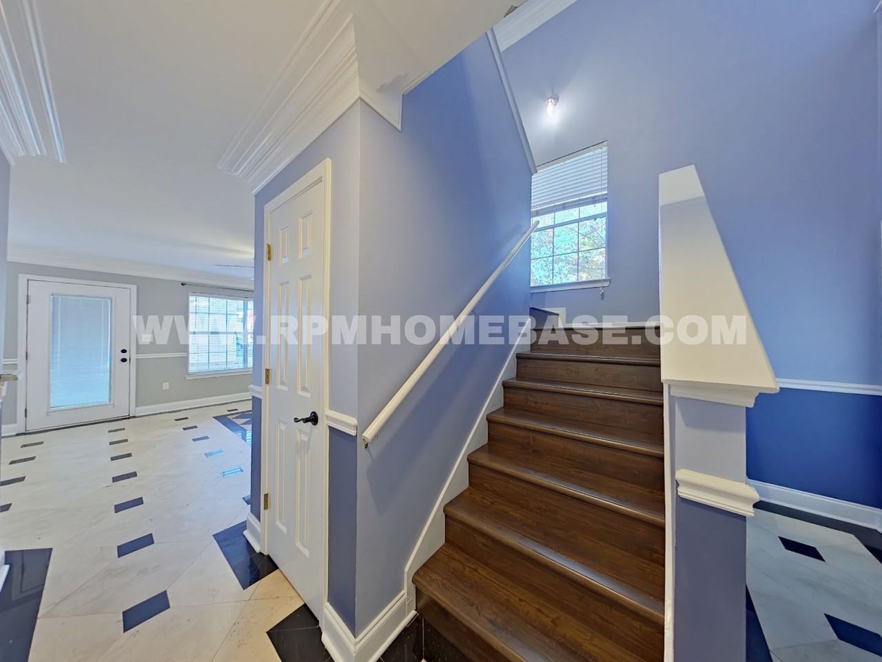 267 Twin Lakes Ln - Photo 2 of 21