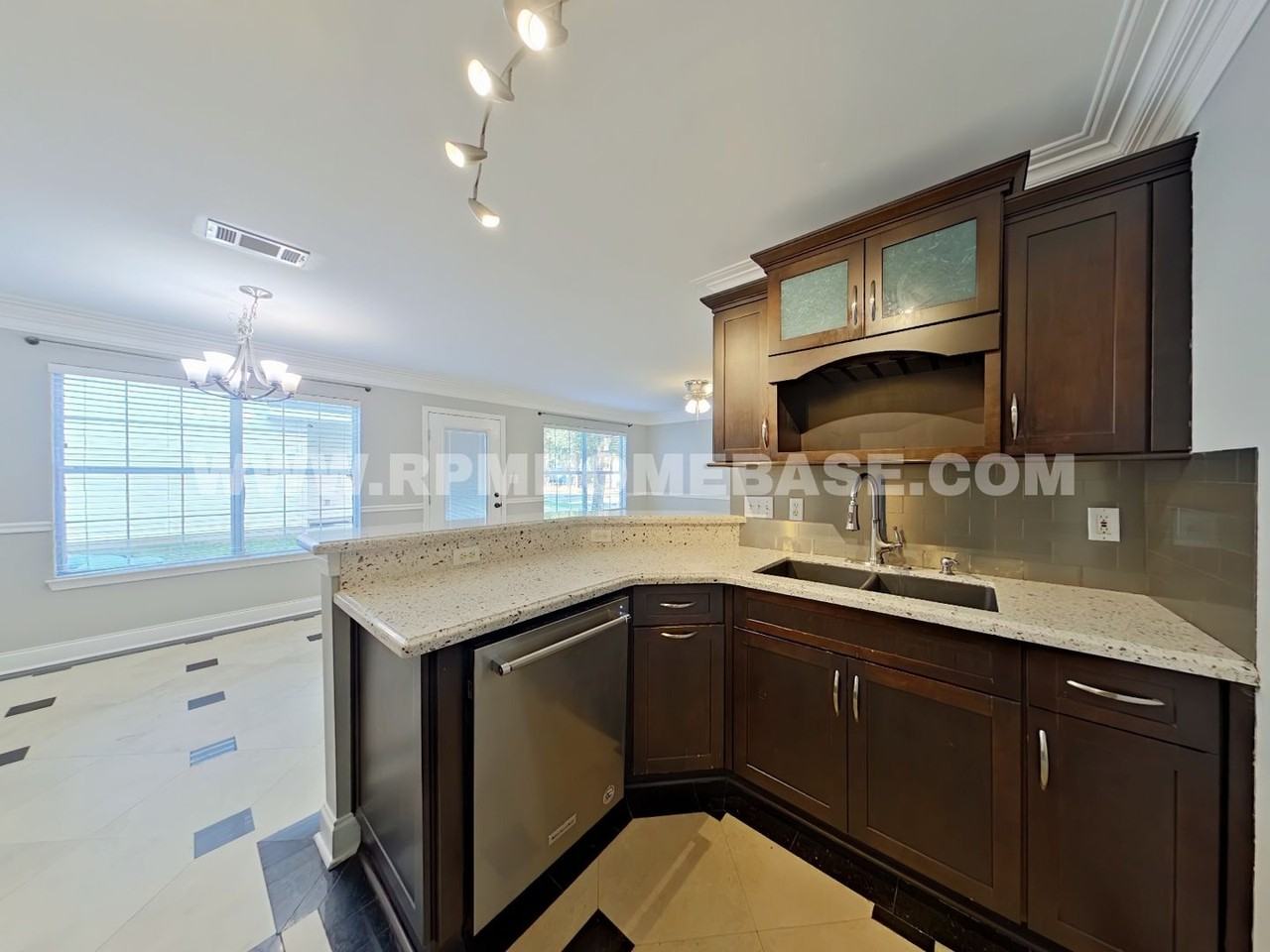 267 Twin Lakes Ln - Photo 6 of 21