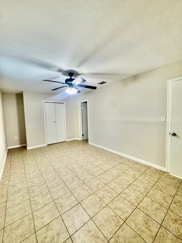 5417 Nelson Ln - Photo 5 of 12