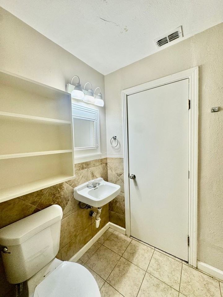 5417 Nelson Ln - Photo 6 of 12