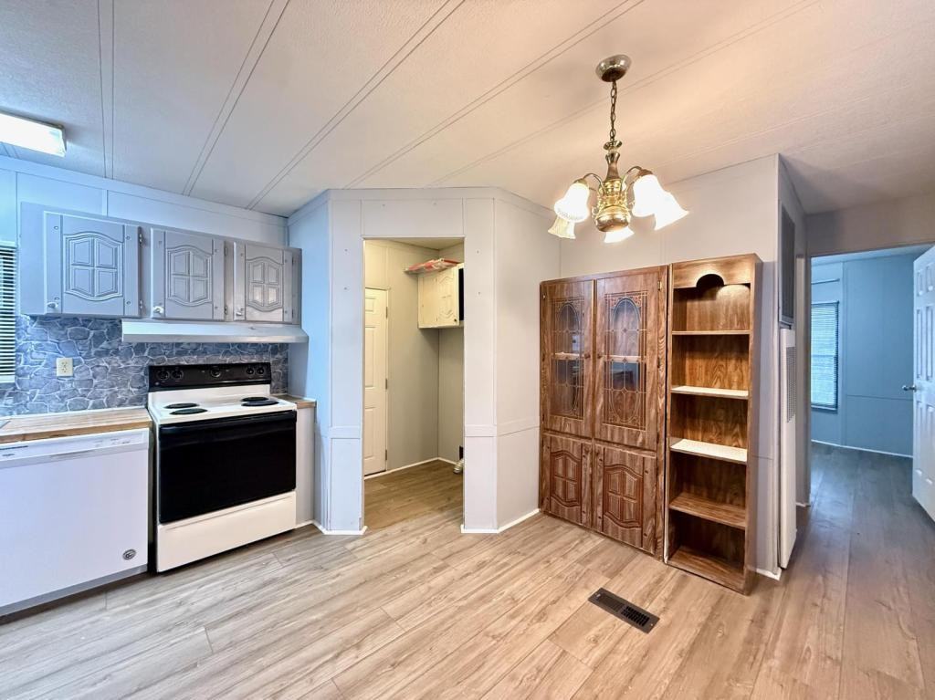 965 Weems Chapel Rd - Photo 7 of 21