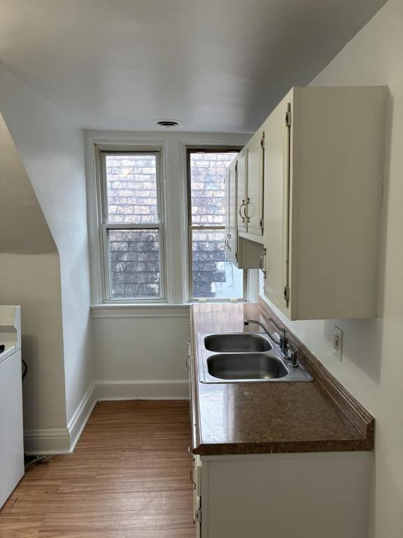 129 Mcginnis Ave Apt 3 - Photo 2 of 7