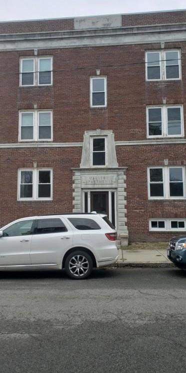 230 Winter St - Photo 2 of 6