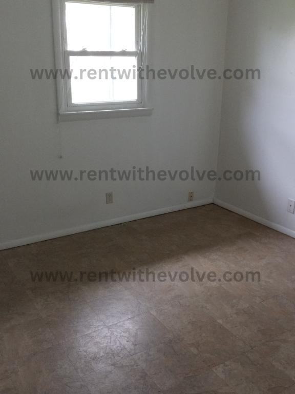 205 S 2nd St - Photo 2 of 6