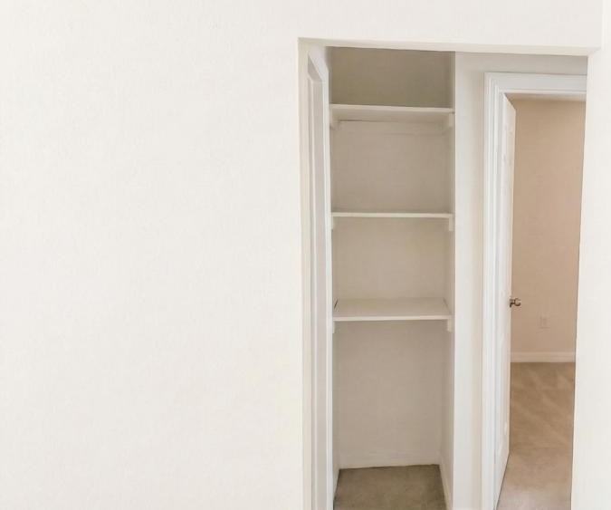 1600 Center St #B11 - Photo 4 of 12