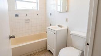 1600 Center St #B11 - Photo 1 of 1