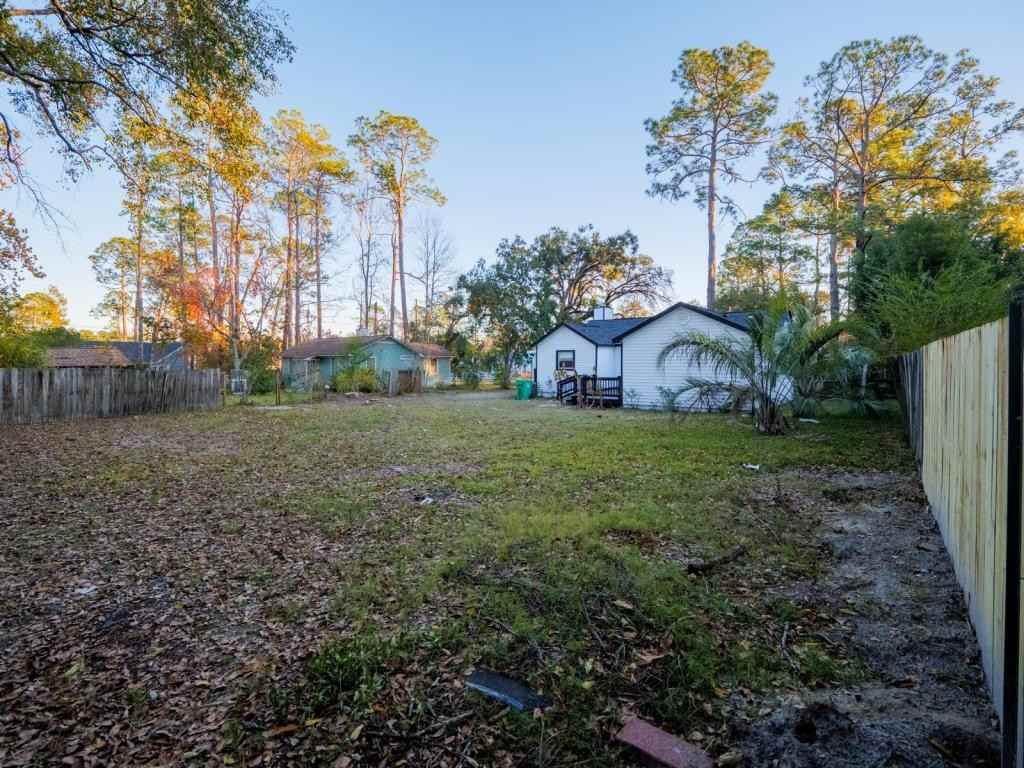 804 Lakeland Ave - Photo 3 of 34