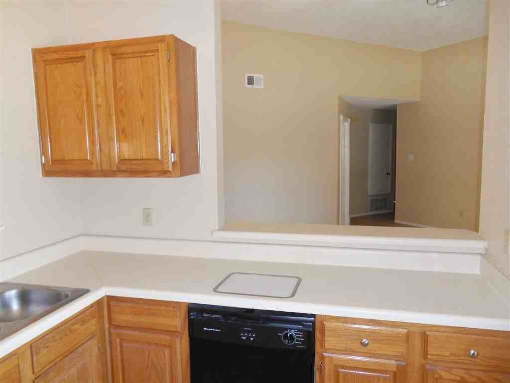 10116 Bugle Dr - Photo 3 of 26