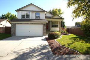 featured image of 7527 W Lamplighter St