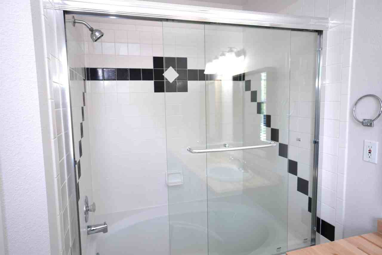 7527 W Lamplighter St - Photo 7 of 32