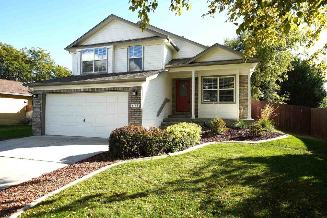 7527 W Lamplighter St - Photo 4 of 32