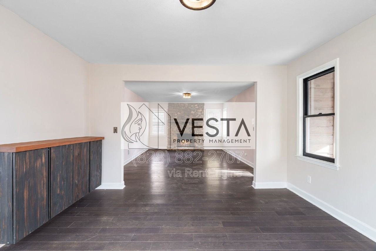 4 Riddle Rd - Photo 7 of 42