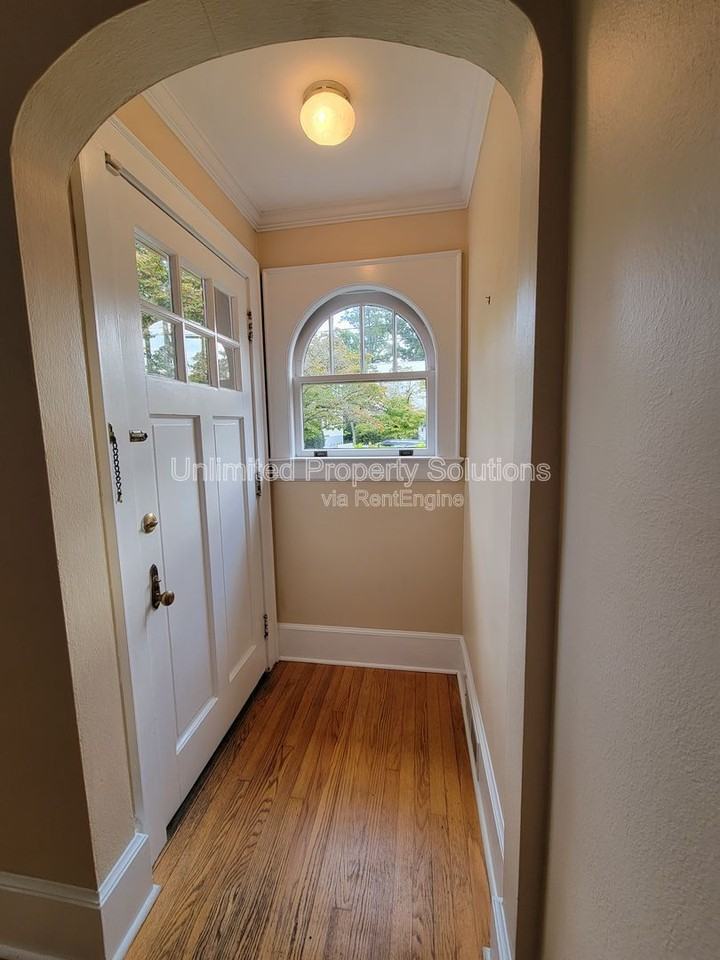 116 Keaton Ave - Photo 3 of 28