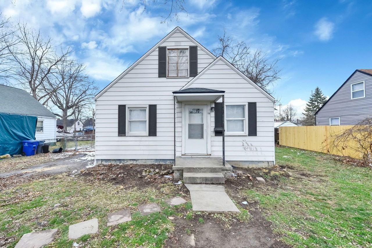 118 N Kellner Rd #1 - Photo 2 of 26