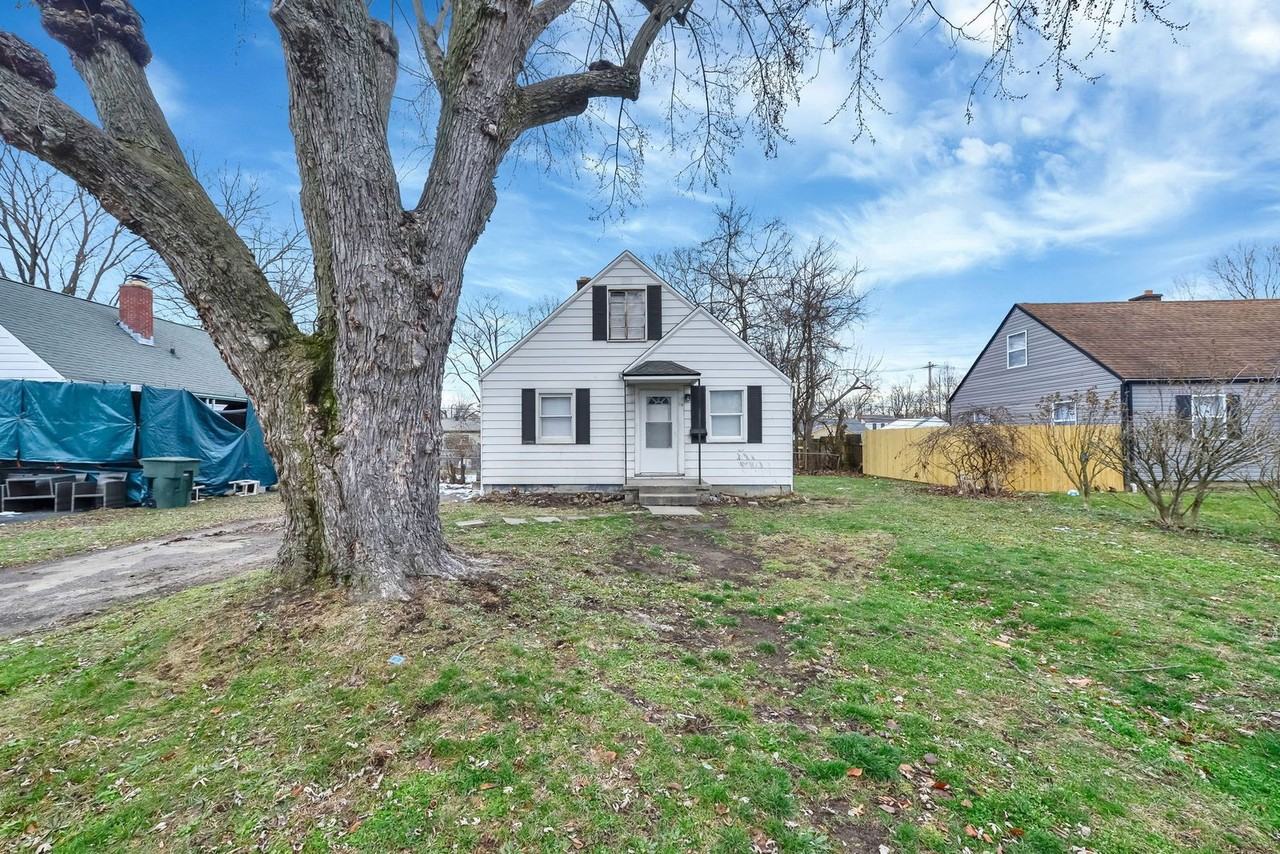 118 N Kellner Rd #1 - Photo 3 of 26