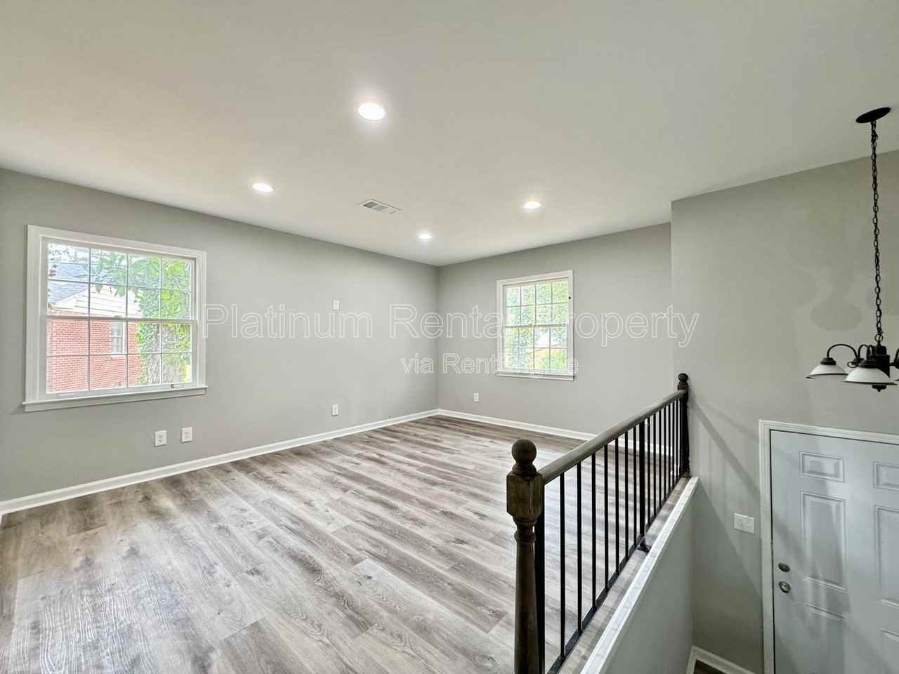 908 Pinecrest Cv - Photo 2 of 18