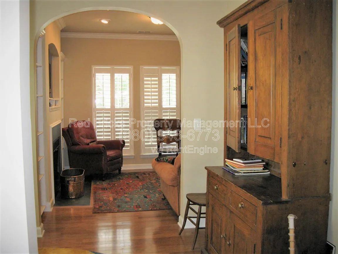 13844 Cypress Woods Dr - Photo 2 of 15