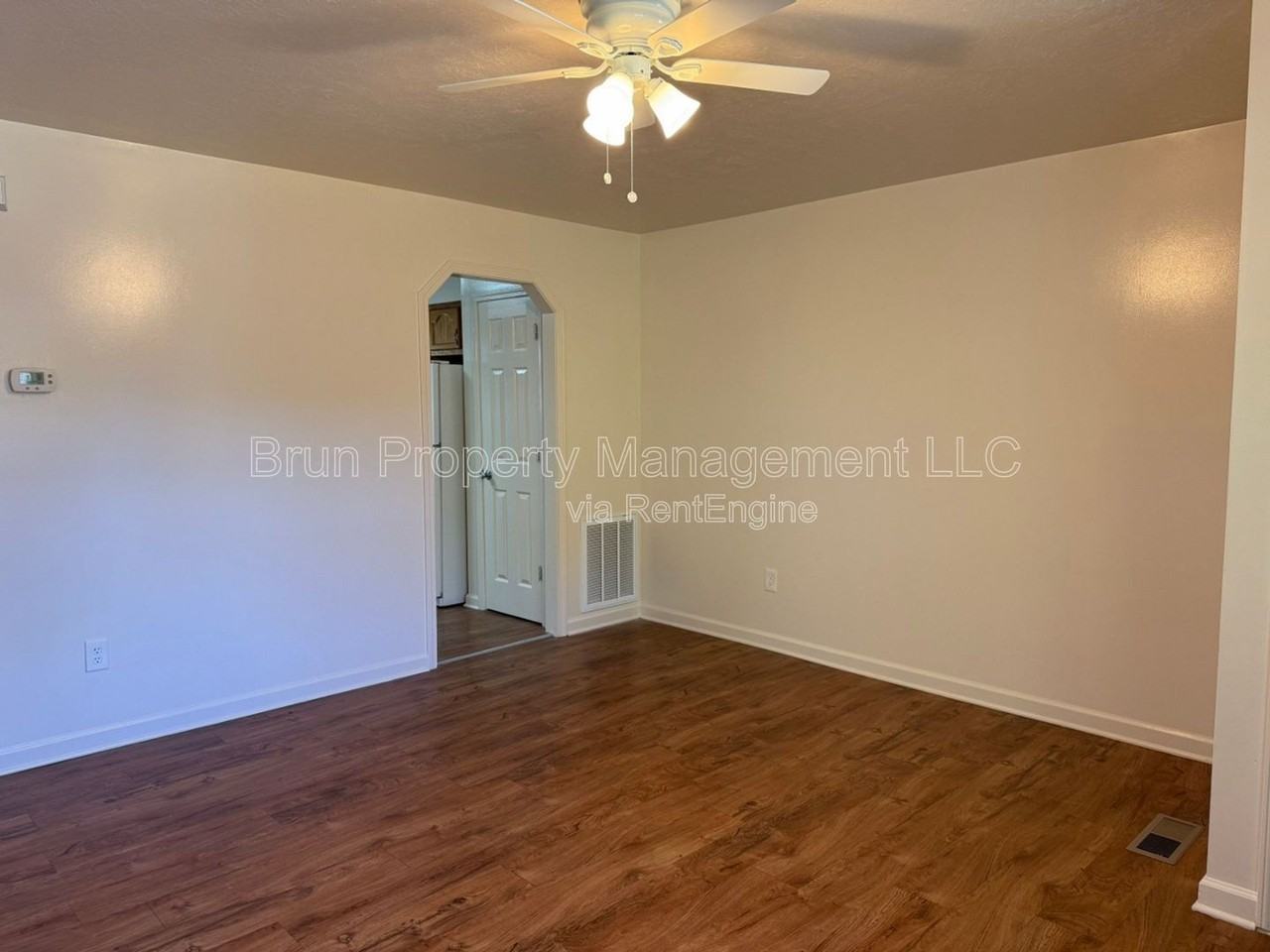 5036 Willoway Dr - Photo 2 of 22